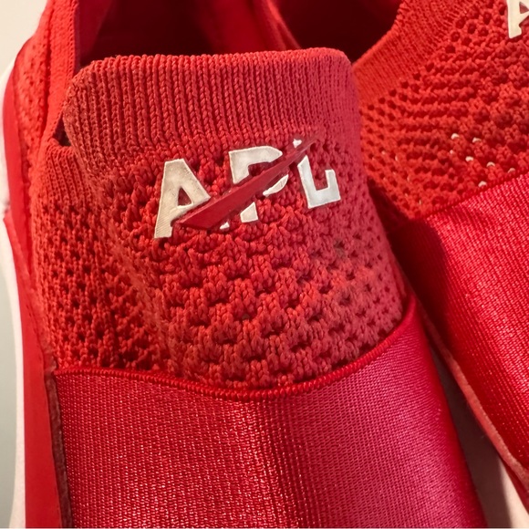 APL Kids Red TechLoom Bliss Running Shoes Size 4 - Picture 4 of 11